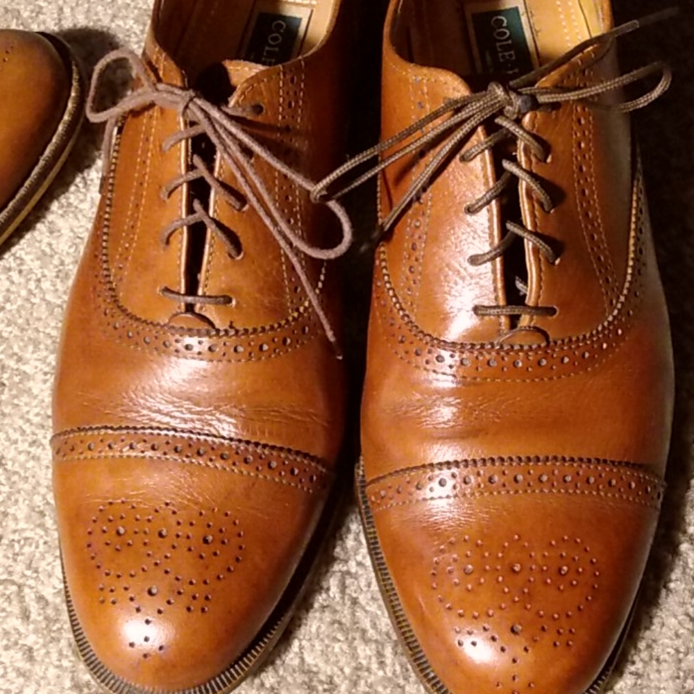 Men's dress shoes